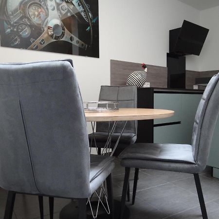 Le 4 Villa Bayeux Exteriör bild